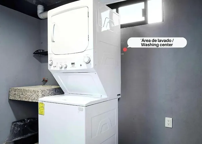 Apartment R04 Corner At Itesm Cem Full Services, Shared-kitchen, Fridge, Laundry, Smart Tv, Parking, Balcony